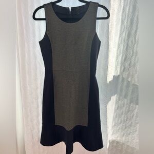 Chic Two-Tone Women's Midi Dress